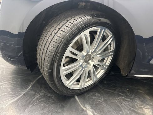 Used 2014 Audi A8 L 4.0T w/ Luxury Package image 32