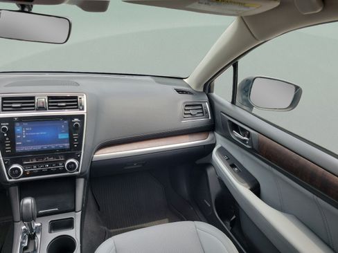 Used 2019 Subaru Outback 2.5i Limited AWD/4WD image 7