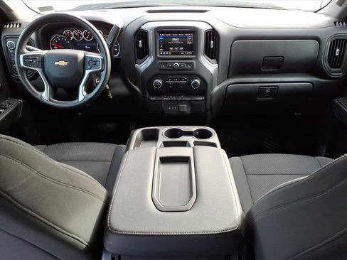 Used 2022 Chevrolet Silverado 1500 Custom w/ Safety Confidence Package image 7