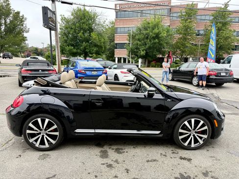 Used 2014 Volkswagen Beetle R-Line image 6