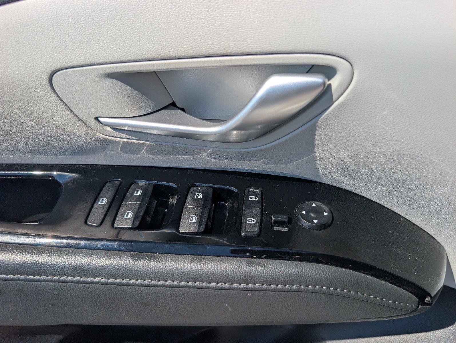 Used 2024 Hyundai Tucson Limited FWD image 32