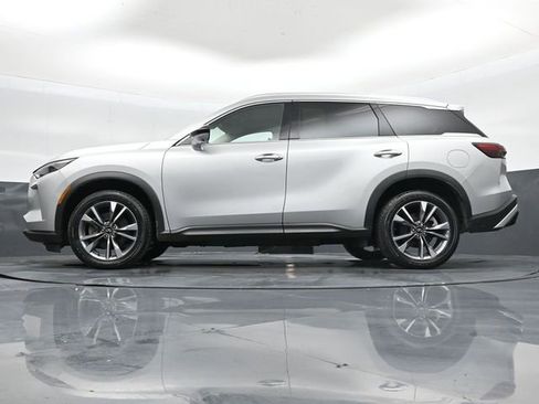 Used 2023 INFINITI QX60 Luxe image 42