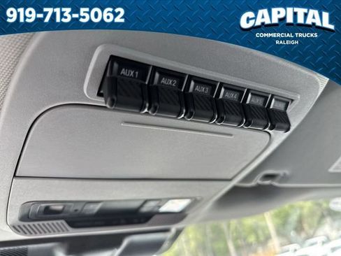 New 2024 Ford F550 4x4 Regular Cab Super Duty image 28