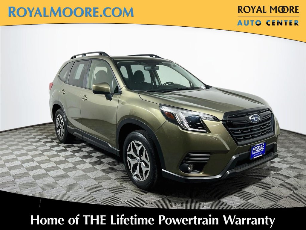 Used 2024 Subaru Forester Premium AWD/4WD image 1