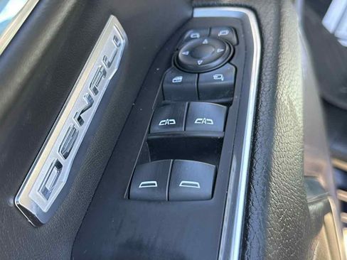 Used 2022 GMC Sierra 1500 Denali AWD/4WD image 26