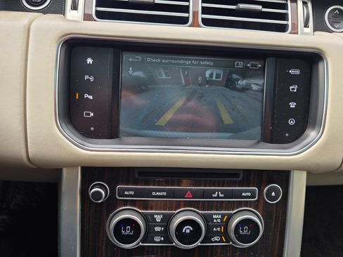 Used 2016 Land Rover Range Rover HSE image 23