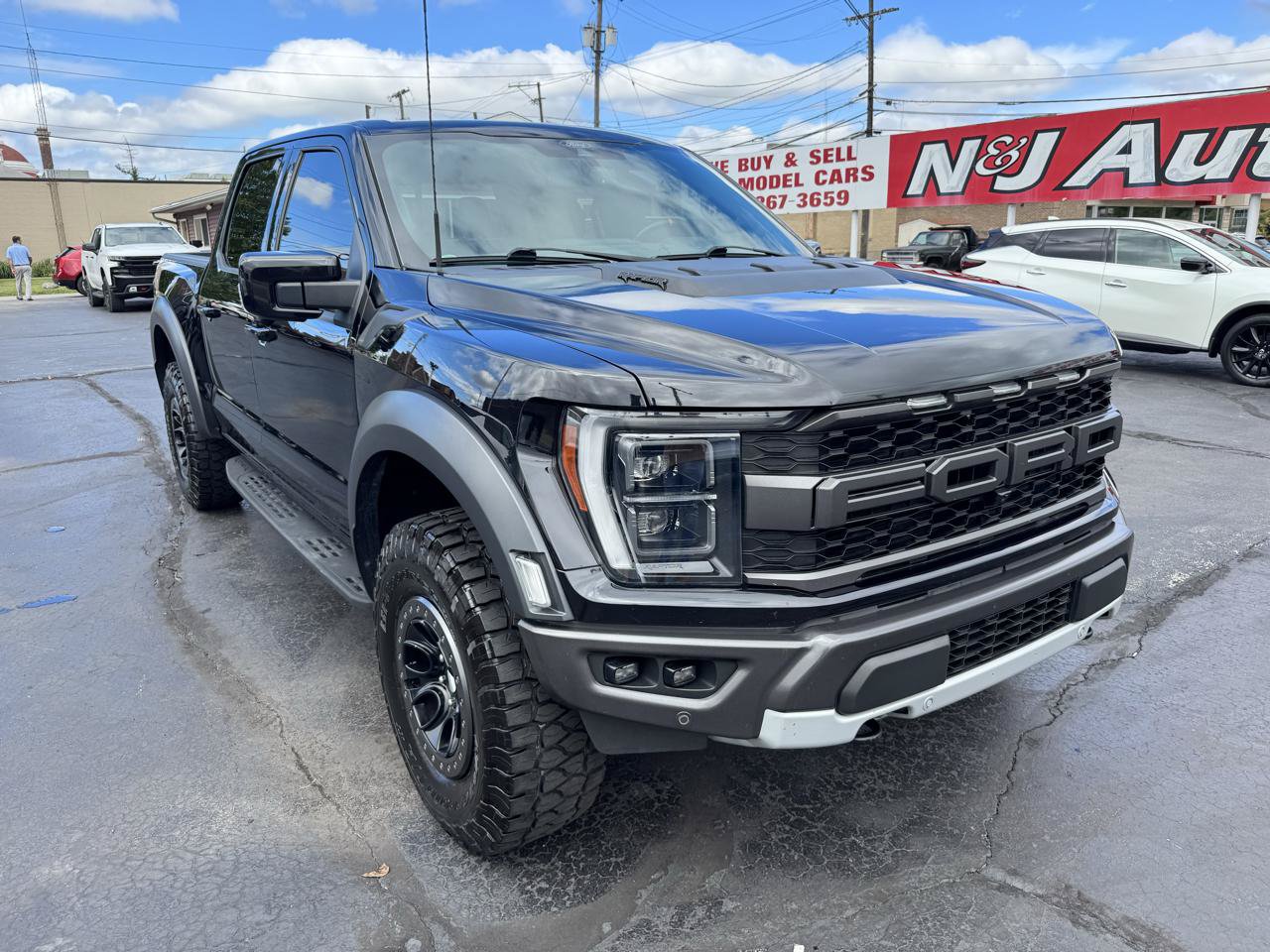 Used 2021 Ford F150 Raptor w/ Equipment Group 801A High AWD/4WD image 3
