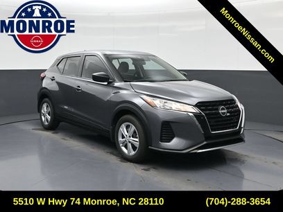 Certified 2025 Nissan Kicks Play S