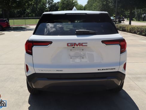 Used 2026 GMC Terrain Elevation AWD/4WD image 4