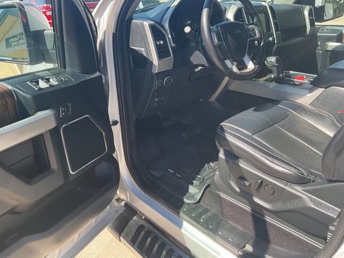 Used 2019 Ford F150 Lariat w/ Trailer Tow Package AWD/4WD image 14