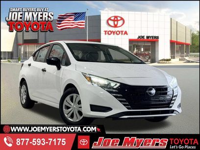 Used 2025 Nissan Versa S w/ Trunk Package