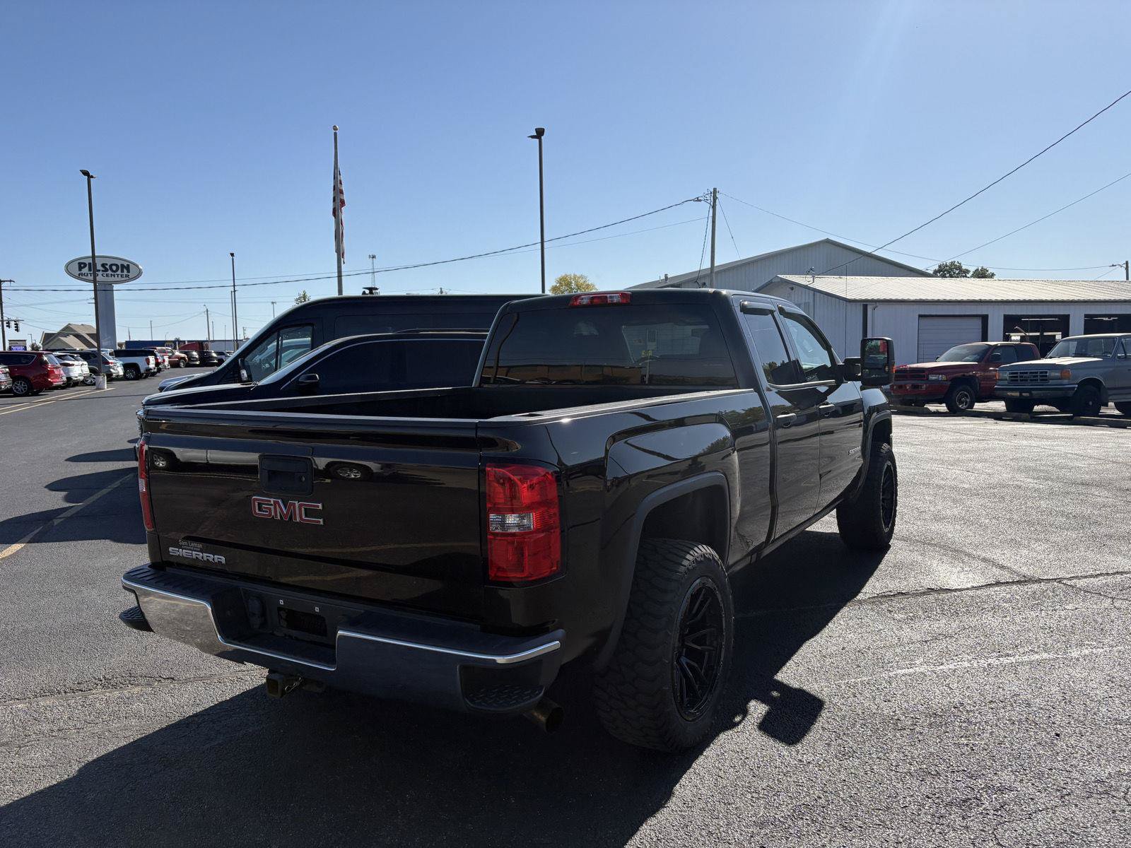 Used 2018 GMC Sierra 1500 4x4 Double Cab w/ Sierra Convenience Package image 8