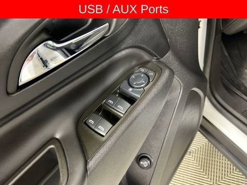Used 2024 Chevrolet Equinox LT image 12