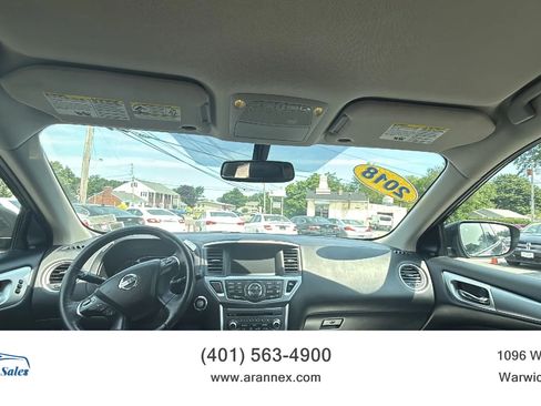 Used 2018 Nissan Pathfinder SL w/ Midnight Edition Package AWD/4WD image 23