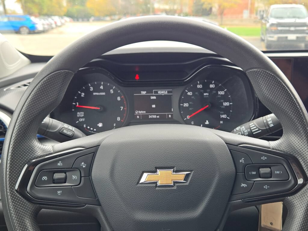 Used 2024 Chevrolet Trax LS w/ LS Convenience Package FWD image 35