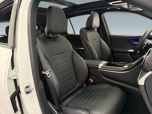 Certified 2025 Mercedes-Benz GLC 43 AMG AMG GLC 43 image 23