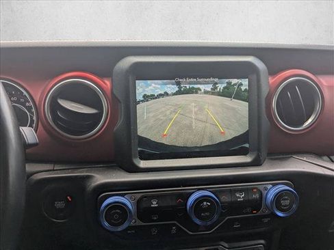 Used 2022 Jeep Wrangler Unlimited Rubicon AWD/4WD image 13