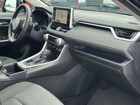 Used 2024 Toyota RAV4 XLE image 24