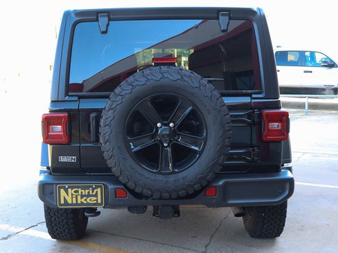 Used 2021 Jeep Wrangler Unlimited Sport AWD/4WD image 13
