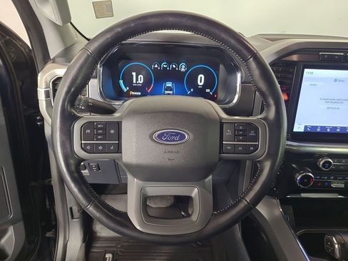 Used 2022 Ford F150 Lariat image 12