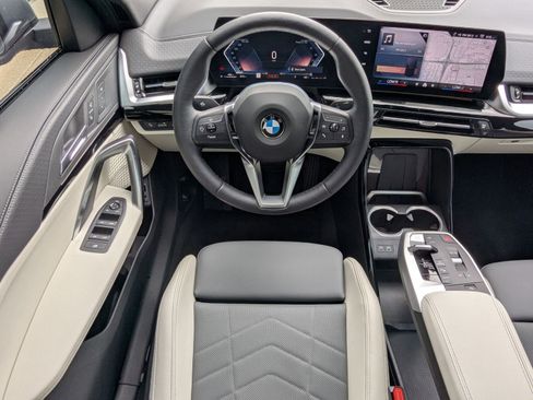 Used 2026 BMW X2 xDrive28i w/ Convenience Package AWD/4WD image 14