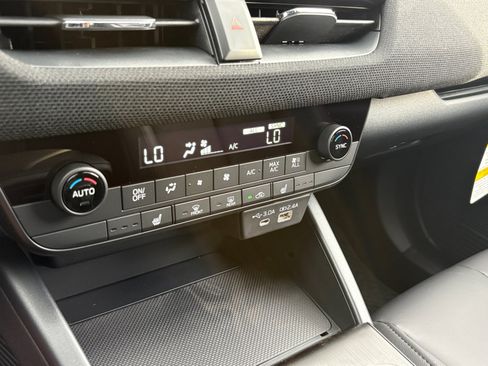 New 2026 Subaru Outback Premium AWD/4WD image 25