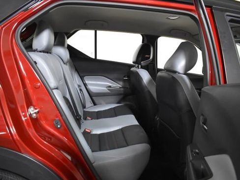 Used 2024 Nissan Kicks SR w/ SR Premium Package FWD image 32