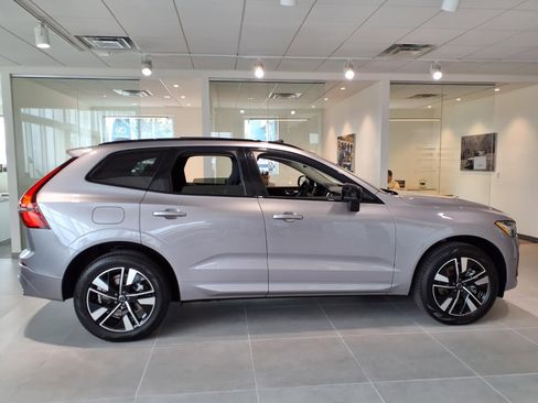 New 2026 Volvo XC60 T8 Core w/ Protection Package Premier image 7