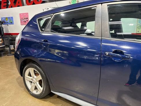 Used 2010 Pontiac Vibe AWD w/ Sun And Sound Package image 67