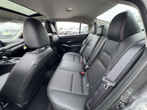 New 2026 Nissan Sentra SR w/ SR Premium Package FWD image 22