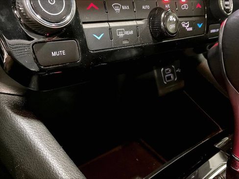 Used 2022 Jeep Compass Trailhawk w/ Trailhawk Elite Group AWD/4WD image 30