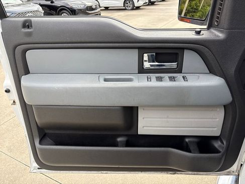 Used 2012 Ford F150 XLT w/ XLT Chrome Pkg image 16