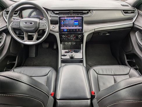 Used 2024 Jeep Grand Cherokee L Limited w/ Luxury Tech Group II image 31