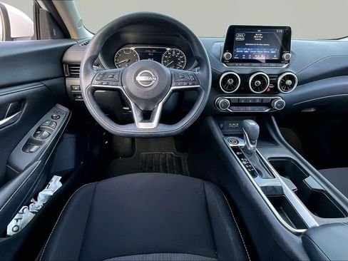 Used 2024 Nissan Sentra SV FWD image 10