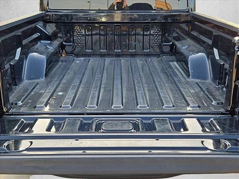 Used 2022 Jeep Gladiator Rubicon w/ LED Lighting Group image 6