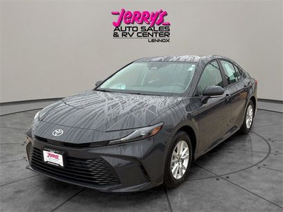 Used 2025 Toyota Camry LE
