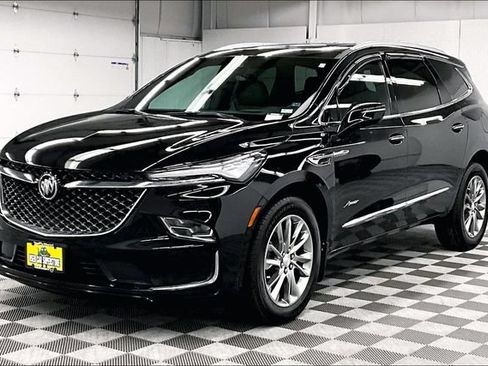 Used 2022 Buick Enclave Avenir w/ Avenir Technology Package AWD/4WD image 12