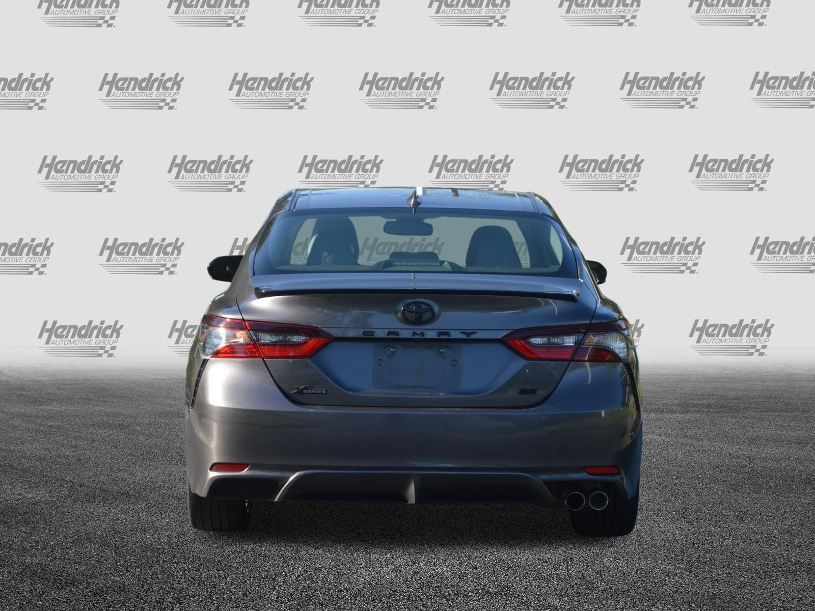 Used 2021 Toyota Camry SE w/ Convenience Package FWD image 9