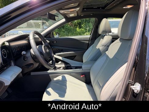 Certified 2025 Hyundai Elantra Limited FWD image 12