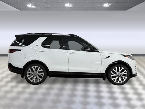 New 2026 Land Rover Discovery Limited Edition AWD/4WD image 8