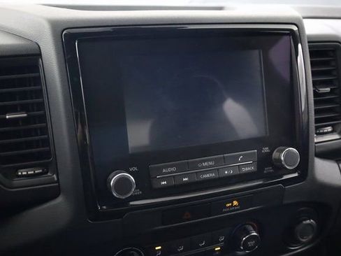 Used 2022 Nissan Frontier S image 15