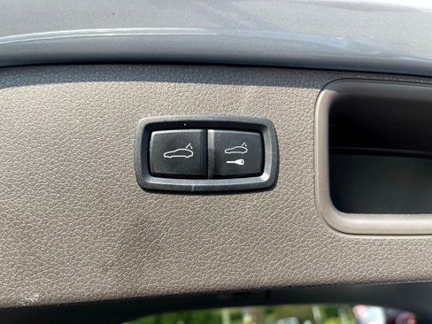 Used 2019 Porsche Macan image 75