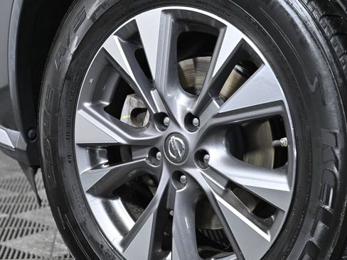 Used 2017 Nissan Murano SV w/ Visibility Package image 33