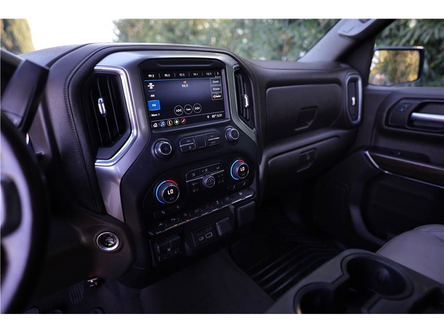 Used 2019 Chevrolet Silverado 1500 LT w/ Convenience Package AWD/4WD image 19