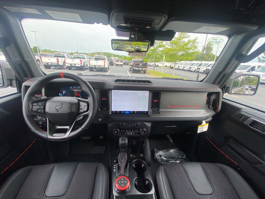 New 2026 Ford Bronco Raptor w/ Interior Carbon Fiber Pack AWD/4WD image 24