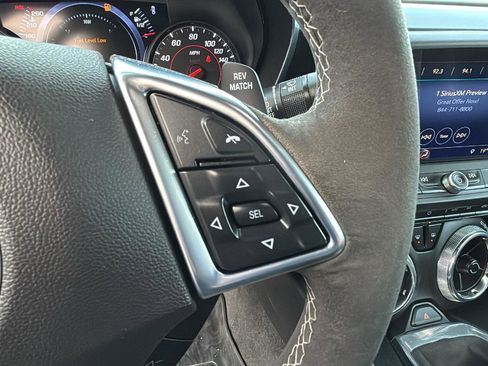 Certified 2019 Chevrolet Camaro SS image 17