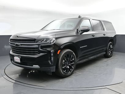 Used 2023 Chevrolet Suburban LT w/ Luxury Package