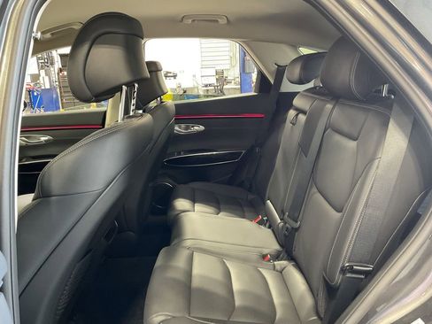 Used 2026 Genesis GV70 2.5T image 9