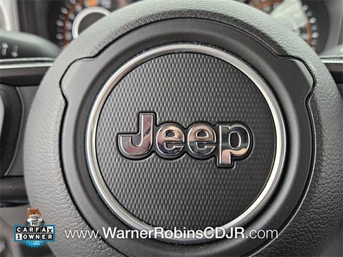 Used 2025 Jeep Wrangler Sport image 26