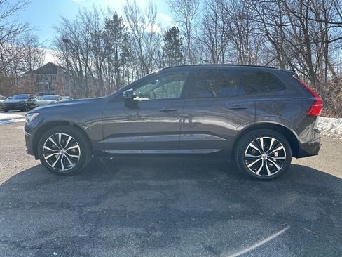 Certified 2023 Volvo XC60 B5 Plus w/ Climate Package image 5